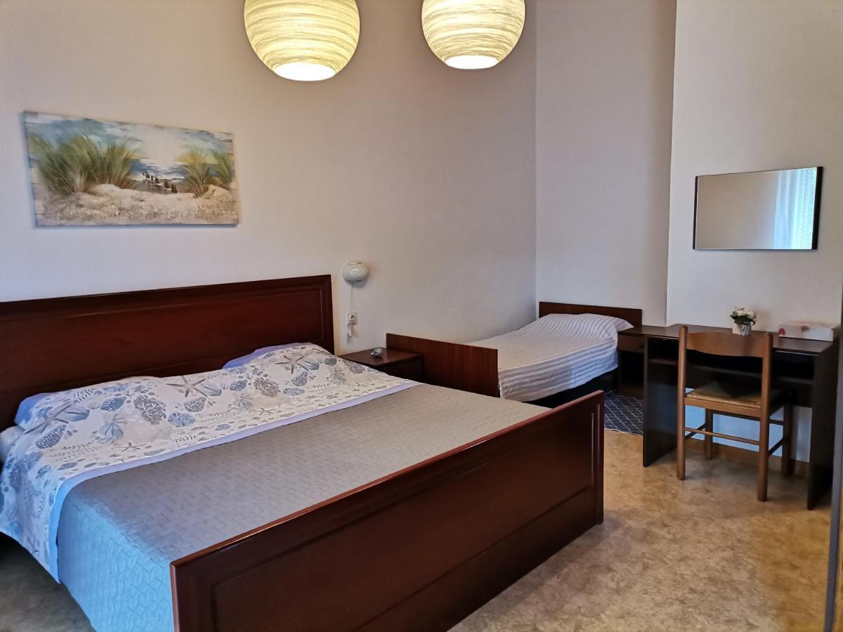 Apartment Studio Zvonka زامبراتيجا المظهر الخارجي الصورة