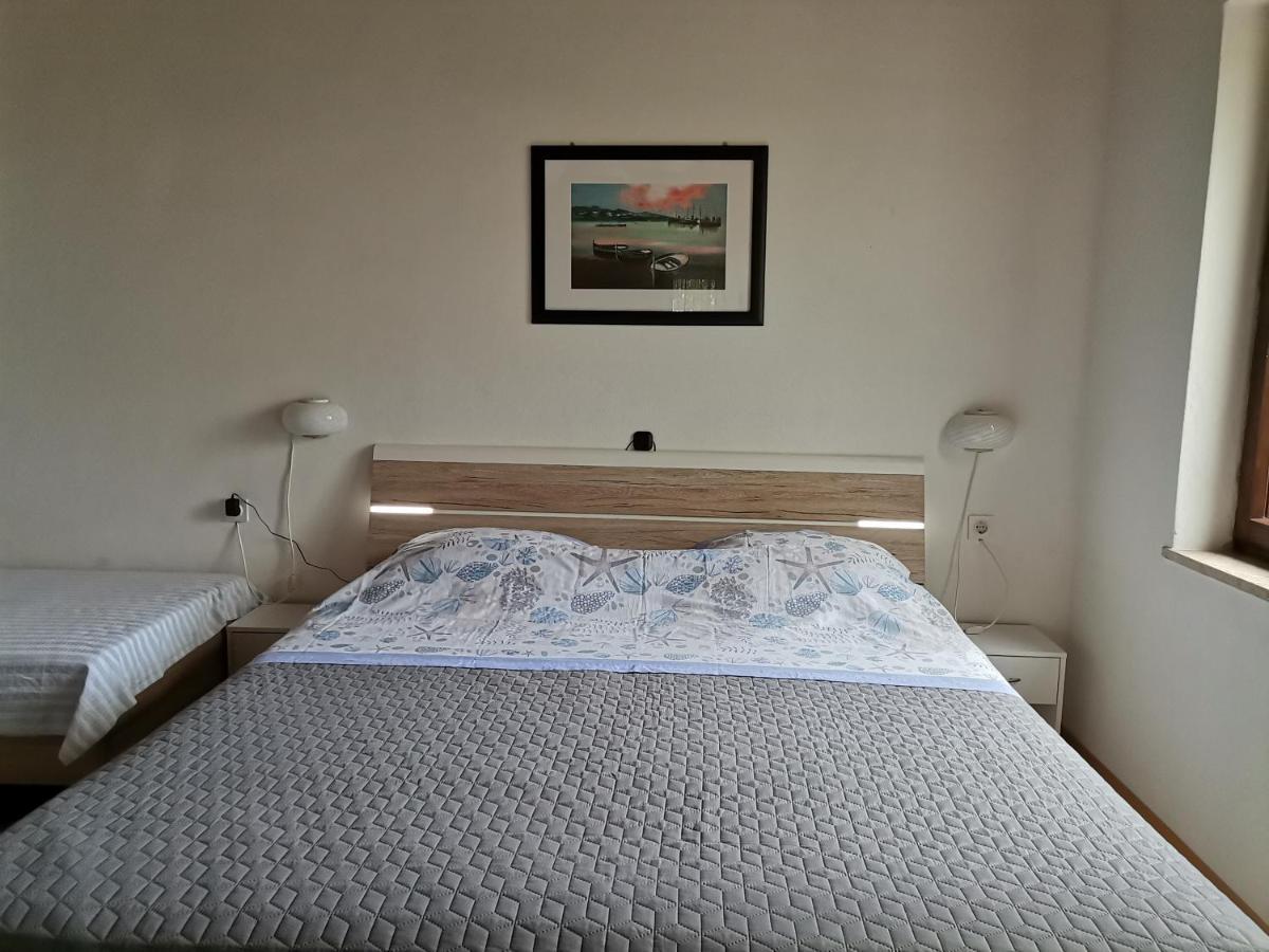 Apartment Studio Zvonka زامبراتيجا المظهر الخارجي الصورة
